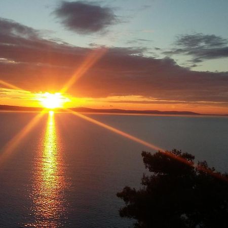 Sunrise Vid Apartment Dugi Rat Luaran gambar
