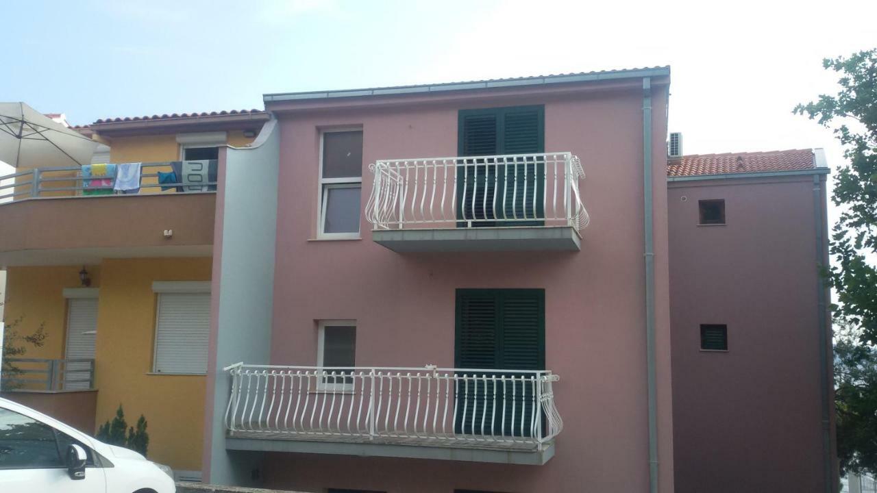 Sunrise Vid Apartment Dugi Rat Luaran gambar