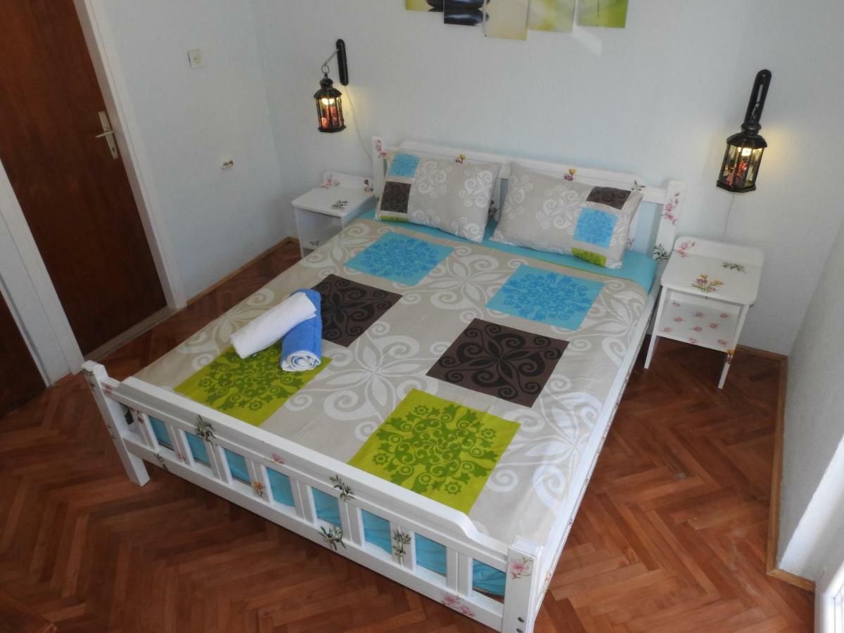 Sunrise Vid Apartment Dugi Rat Luaran gambar
