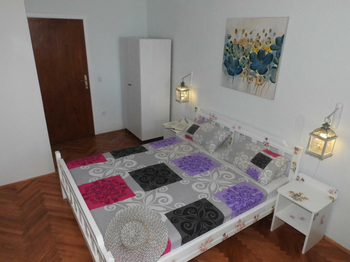 Sunrise Vid Apartment Dugi Rat Luaran gambar