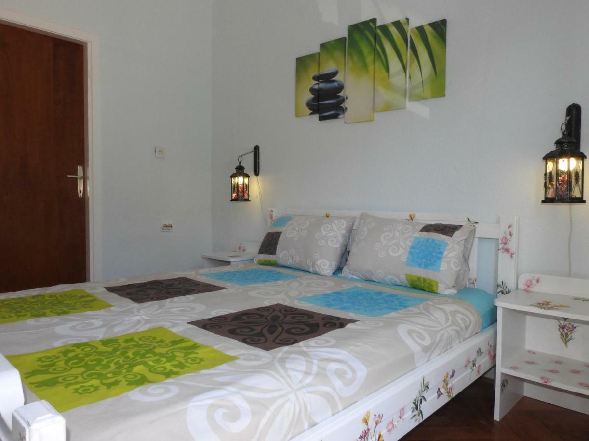 Sunrise Vid Apartment Dugi Rat Luaran gambar